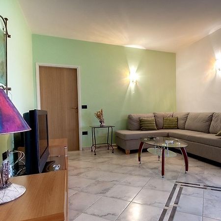 Apartman Orbanići Екстериор снимка