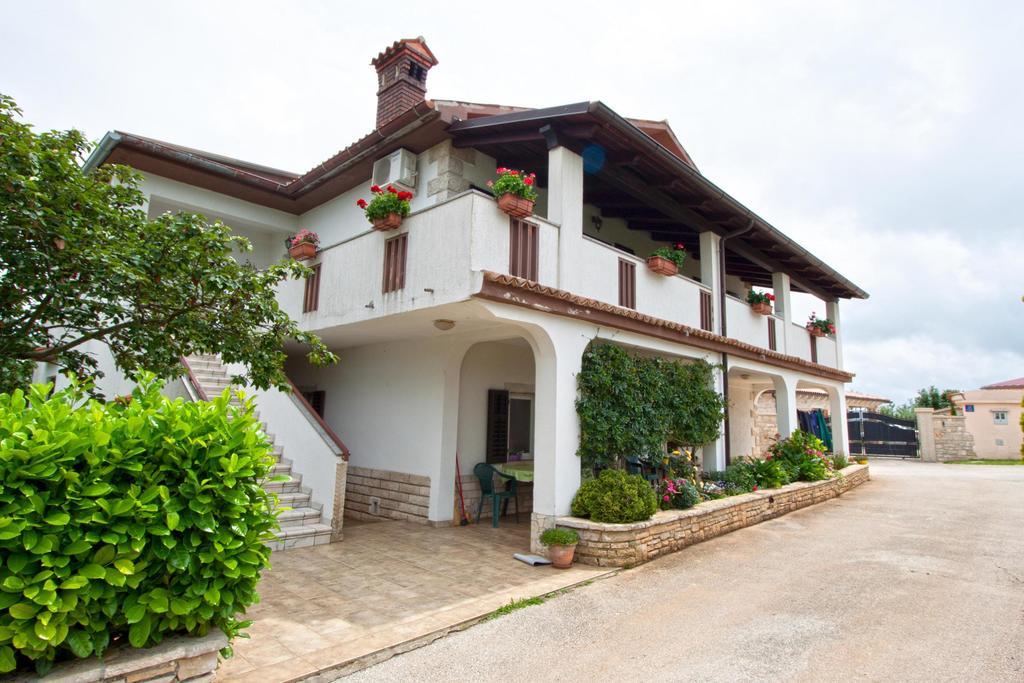Apartman Orbanići Екстериор снимка