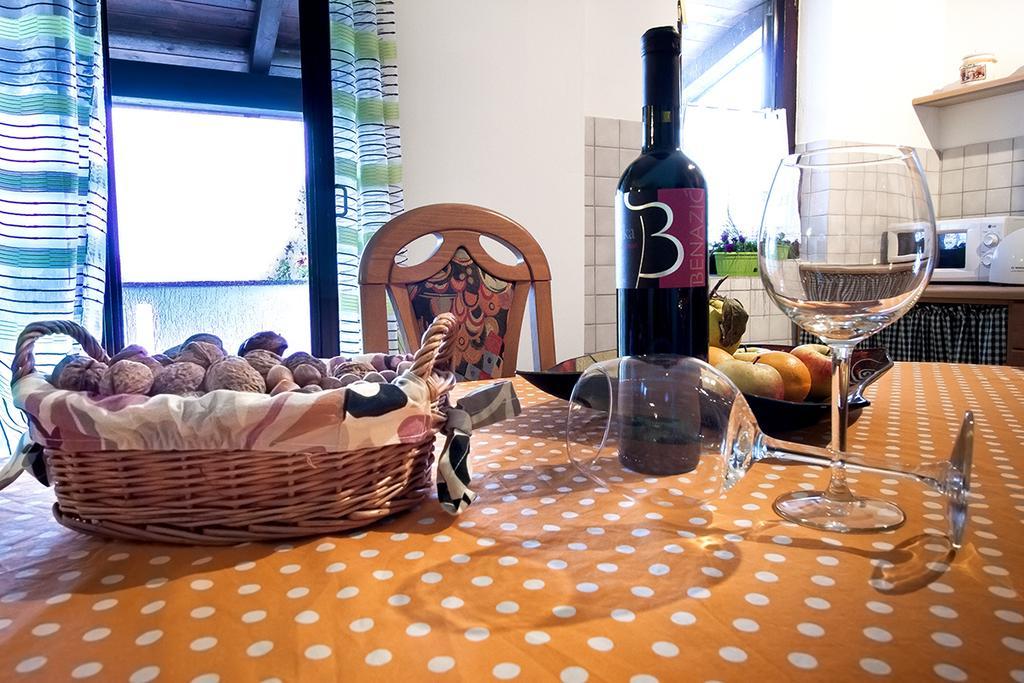 Apartman Orbanići Екстериор снимка