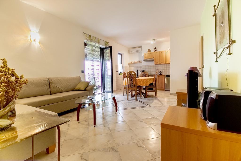 Apartman Orbanići Екстериор снимка